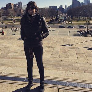 Meet your Posher, Majo